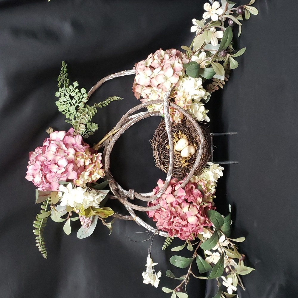 Melrose International NWT Woven Twig with Florals and Nest Door/Wall Hanging